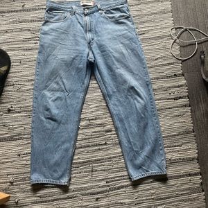 Levi’s 550 jeans w33 L30. Fit like a womens 14
